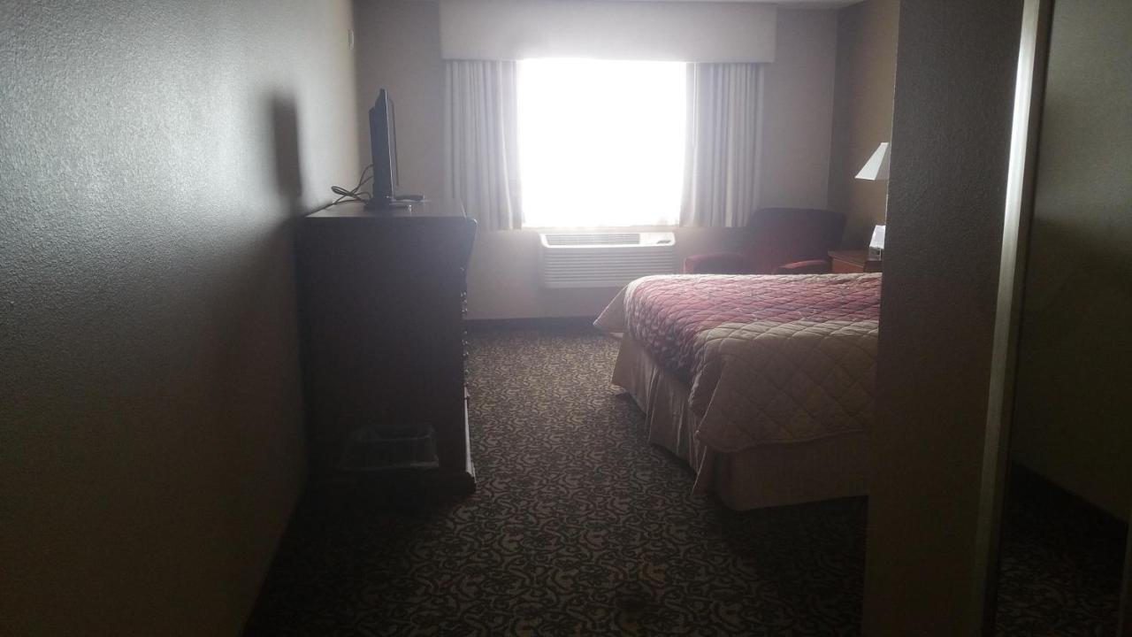 Canby Inn And Suites 외부 사진