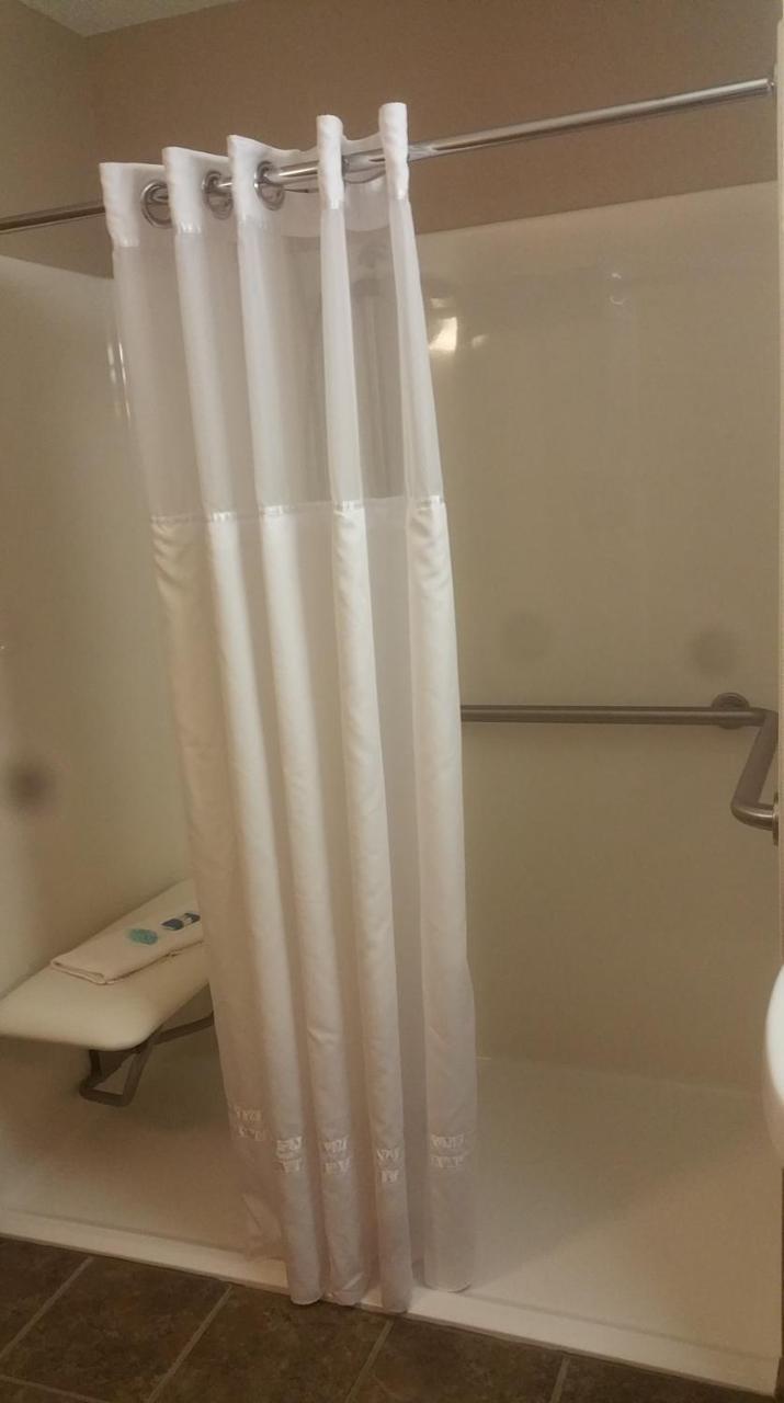 Canby Inn And Suites 외부 사진