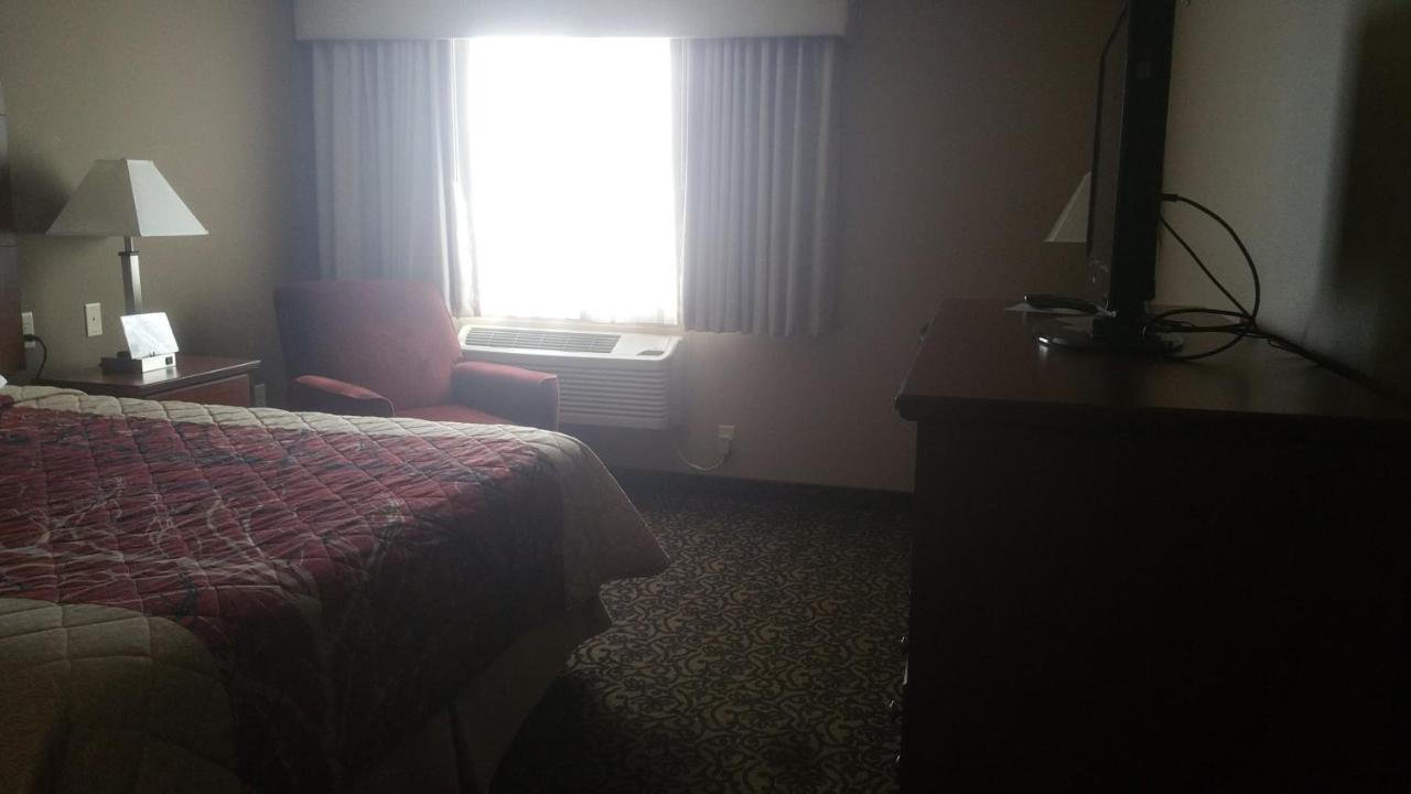 Canby Inn And Suites 외부 사진